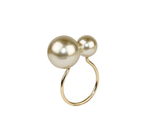 Elegant Pearl Ring